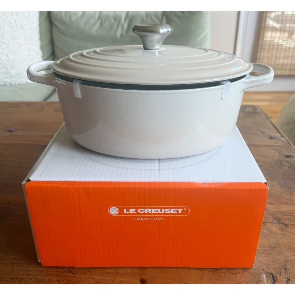Le Creuset Enameled Cast Iron Signature Oval Dutch Oven 4.5 qt 27cm Meringue NEW